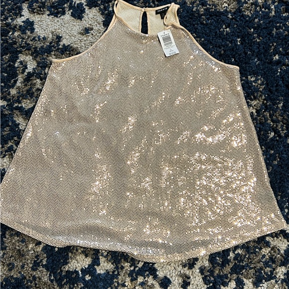 Torrid size 1 (14/16) Gold Sequin halter tank - Picture 5 of 7
